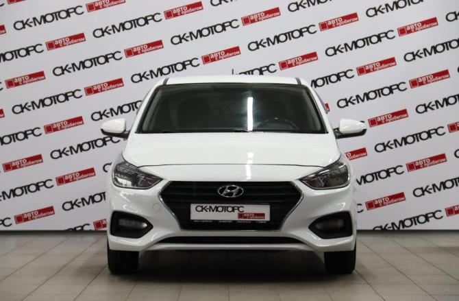 Hyundai Solaris II с пробегом 2018 года, цена 1 355 550 рублей, 142720 км, седан, Автокод Объявления