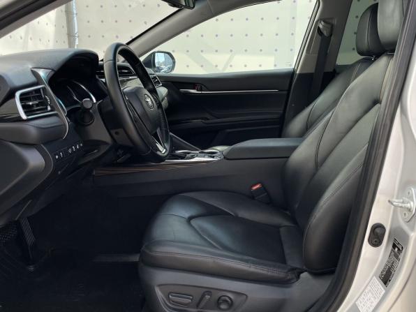 Toyota Camry VIII (XV70) с пробегом 2019 года, цена 2 990 000 рублей, 68324 км, седан, Автокод Объявления