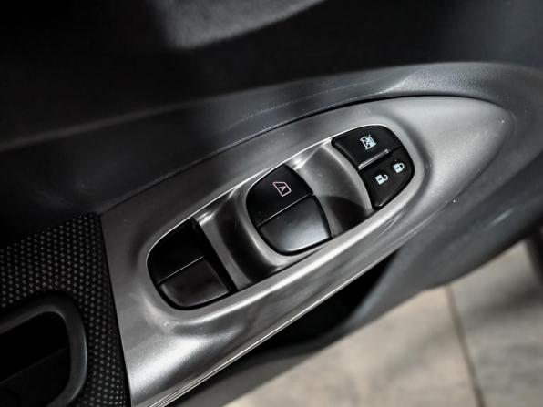 Nissan Juke I с пробегом 2014 года, цена 1 070 000 рублей, 185860 км, внедорожник, Автокод Объявления
