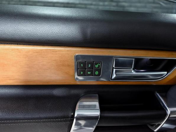 Land Rover Discovery IV с пробегом 2012 года, цена 1 820 000 рублей, 196093 км, внедорожник, Автокод Объявления