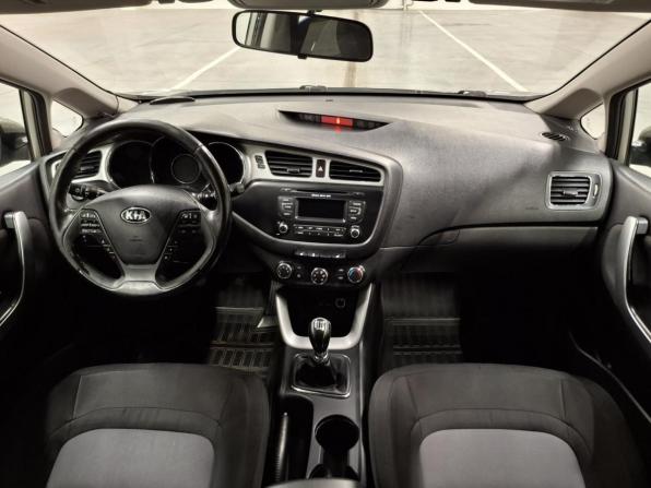 Kia Ceed II с пробегом 2013 года, цена 890 000 рублей, 215577 км, хэтчбек, Автокод Объявления