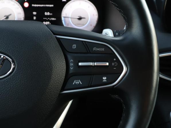 Hyundai Santa Fe IV Рестайлинг с пробегом 2022 года, цена 4 120 000 рублей, 54414 км, внедорожник, Автокод Объявления