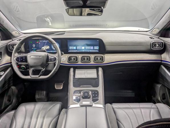 Jaecoo J8 с пробегом 2024 года, цена 3 290 000 рублей, 11054 км, внедорожник, Автокод Объявления