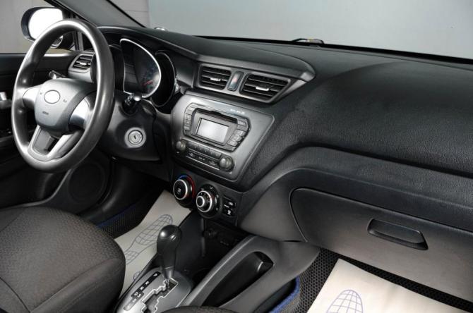 Kia Rio III с пробегом 2012 года, цена 749 000 рублей, 216000 км, седан, Автокод Объявления