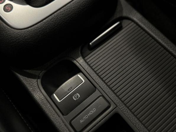 Volkswagen Tiguan I Рестайлинг с пробегом 2016 года, цена 1 350 000 рублей, 124034 км, внедорожник, Автокод Объявления