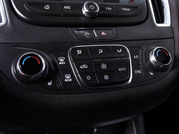 Chevrolet Malibu IX Рестайлинг с пробегом 2020 года, цена 1 550 000 рублей, 124000 км, седан, Автокод Объявления