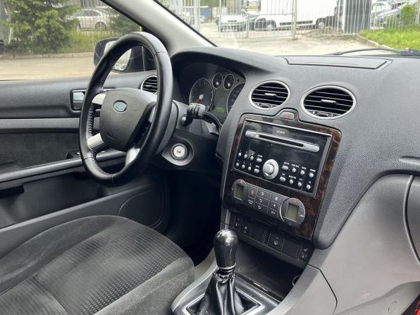 Ford Focus II с пробегом 2007 года, цена 380 000 рублей, 316073 км, седан, Автокод Объявления