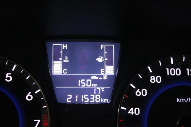 Hyundai Solaris I Рестайлинг с пробегом 2015 года, цена 799 000 рублей, 212000 км, седан, Автокод Объявления
