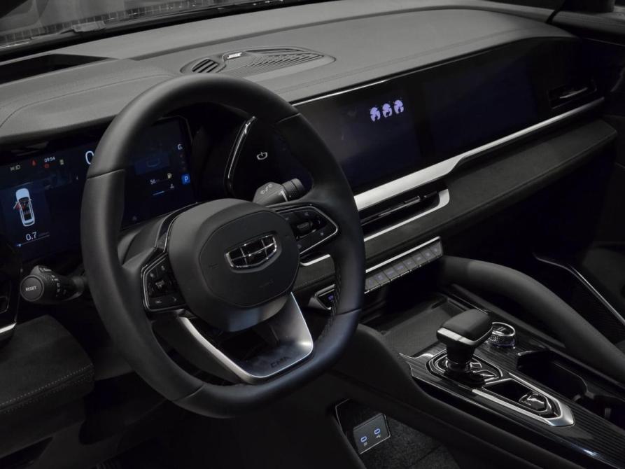 Geely Monjaro I Рестайлинг Красноярск  - изображение 18