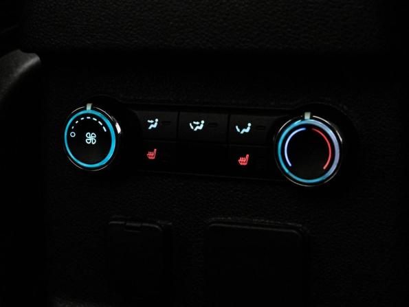 Ford Explorer V с пробегом 2015 года, цена 1 899 000 рублей, 221000 км, внедорожник, Автокод Объявления