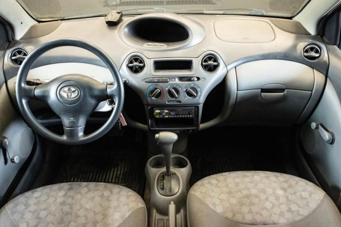 Toyota Echo с пробегом 2001 года, цена 200 000 рублей, 170370 км, хэтчбек, Автокод Объявления