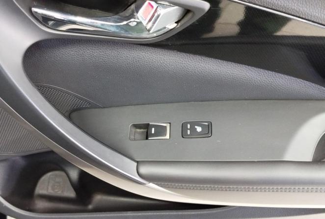 Hyundai Grandeur V с пробегом 2013 года, цена 1 450 000 рублей, 191133 км, седан, Автокод Объявления