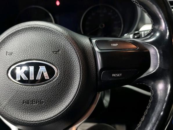 Kia Rio IV с пробегом 2017 года, цена 1 300 000 рублей, 137388 км, седан, Автокод Объявления
