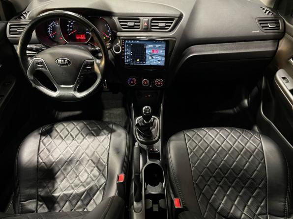 Kia Rio III Рестайлинг с пробегом 2017 года, цена 1 010 000 рублей, 57289 км, хэтчбек, Автокод Объявления