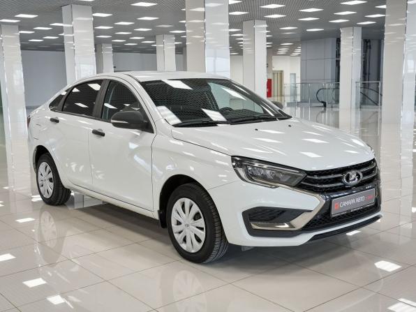 Lada (ВАЗ) Vesta I Рестайлинг (NG) с пробегом 2023 года, цена 1 235 000 рублей, 28808 км, седан, Автокод Объявления