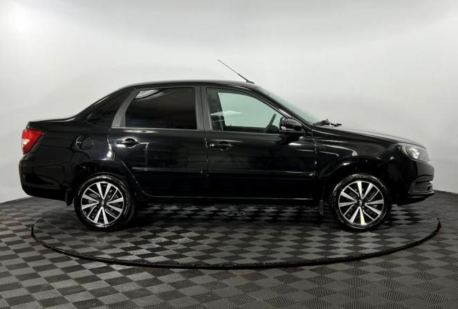 Lada (ВАЗ) Granta I Рестайлинг с пробегом 2022 года, цена 799 000 рублей, 50931 км, седан, Автокод Объявления