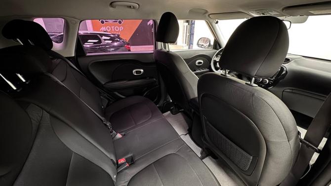Kia Soul II Рестайлинг с пробегом 2017 года, цена 1 160 000 рублей, 205000 км, хэтчбек, Автокод Объявления
