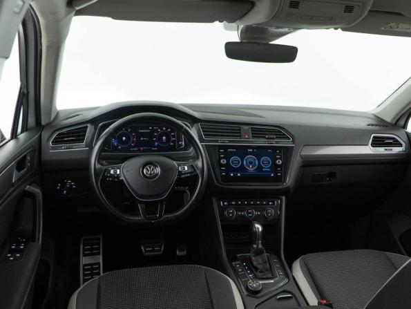 Volkswagen Tiguan II с пробегом 2019 года, цена 2 649 050 рублей, 91443 км, внедорожник, Автокод Объявления
