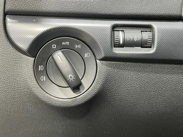 Skoda Yeti I Рестайлинг с пробегом 2017 года, цена 1 415 000 рублей, 164297 км, внедорожник, Автокод Объявления