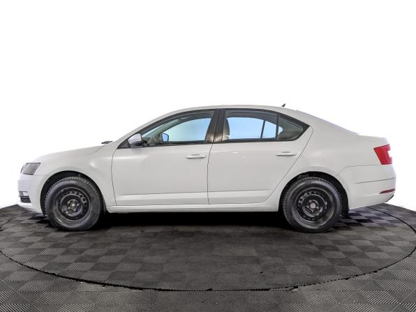 Skoda Octavia III (A7) Рестайлинг с пробегом 2020 года, цена 1 980 000 рублей, 64850 км, лифтбек, Автокод Объявления