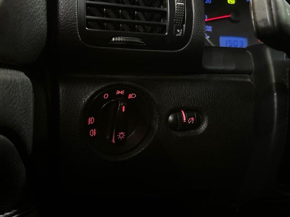 Volkswagen Passat B5 Рестайлинг с пробегом 2003 года, цена 379 000 рублей, 289079 км, седан, Автокод Объявления