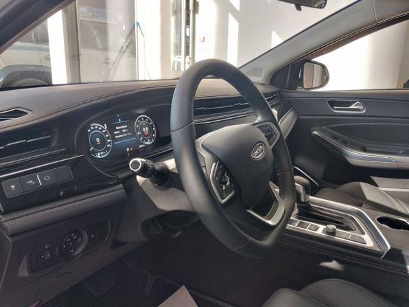 Omoda S5 с пробегом 2023 года, цена 1 420 000 рублей, 55777 км, седан, Автокод Объявления