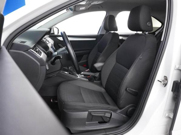 Skoda Octavia III (A7) Рестайлинг с пробегом 2020 года, цена 2 099 088 рублей, 134501 км, лифтбек, Автокод Объявления