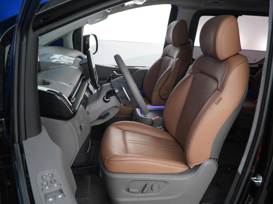 Hyundai Staria I Москва  - изображение 12