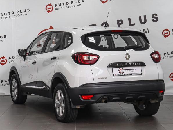 Renault Kaptur I с пробегом 2018 года, цена 1 069 000 рублей, 109207 км, внедорожник, Автокод Объявления