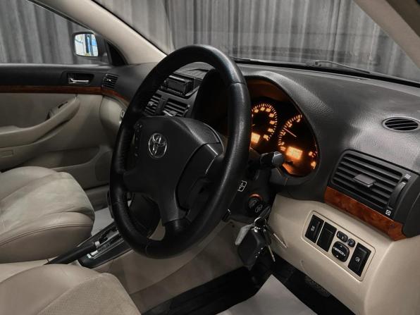 Toyota Avensis II с пробегом 2005 года, цена 799 000 рублей, 224000 км, седан, Автокод Объявления