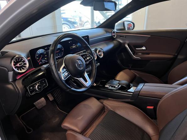 Mercedes-Benz A-Класс IV (W177) с пробегом 2019 года, цена 2 390 000 рублей, 106022 км, седан, Автокод Объявления