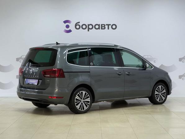 SEAT Alhambra II Рестайлинг с пробегом 2017 года, цена 1 830 000 рублей, 259642 км, минивэн, Автокод Объявления