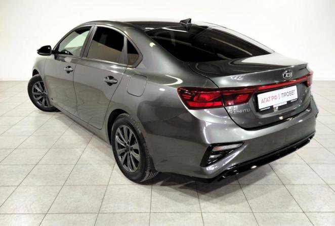 Kia Cerato IV Рестайлинг с пробегом 2021 года, цена 2 000 000 рублей, 55315 км, седан, Автокод Объявления