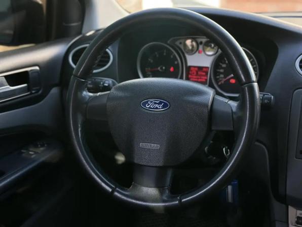 Ford Focus II Рестайлинг с пробегом 2009 года, цена 565 000 рублей, 130376 км, седан, Автокод Объявления