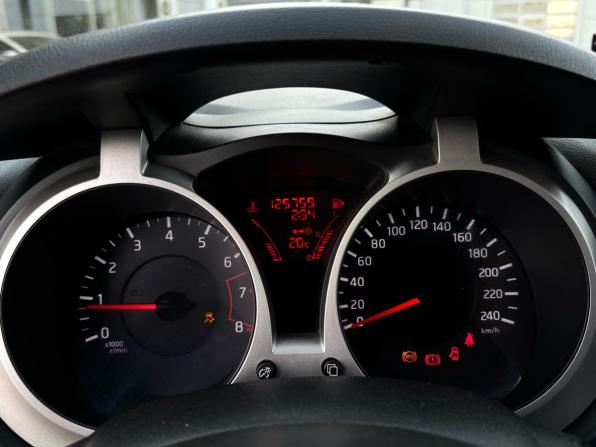 Nissan Juke I с пробегом 2012 года, цена 920 000 рублей, 125759 км, внедорожник, Автокод Объявления