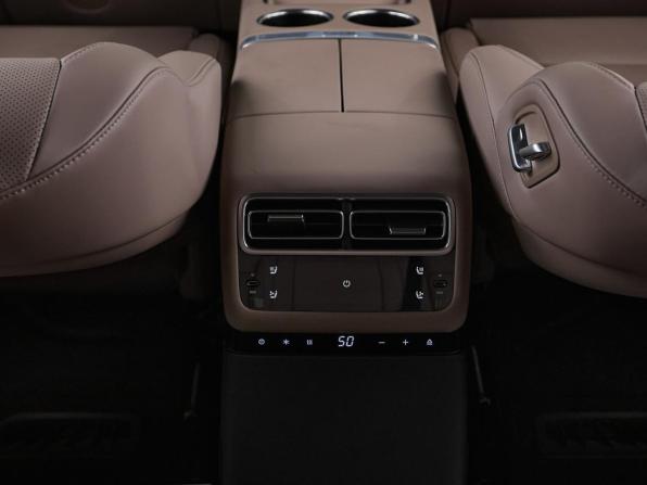 Новый Li Auto (Lixiang) L7 I Рестайлинг 2025 года, цена 10 200 000 рублей, внедорожник, Автокод Объявления