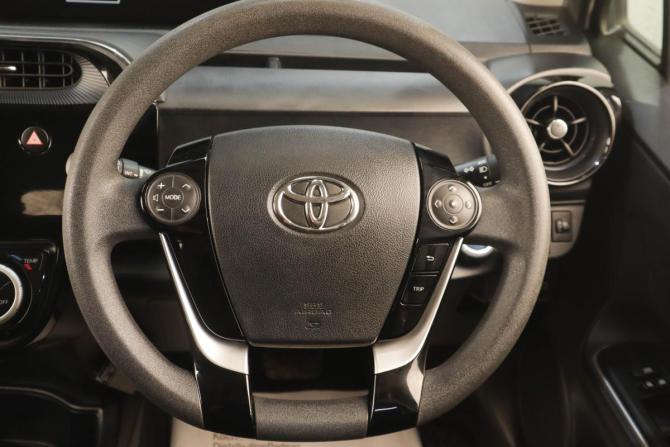 Toyota Aqua I Рестайлинг 2 с пробегом 2020 года, цена 1 409 000 рублей, 121000 км, хэтчбек, Автокод Объявления