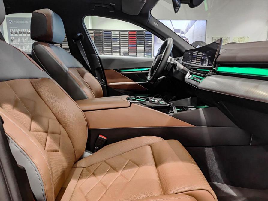 BMW 5 серии VIII (G60/G61/G68) Казань  - изображение 13