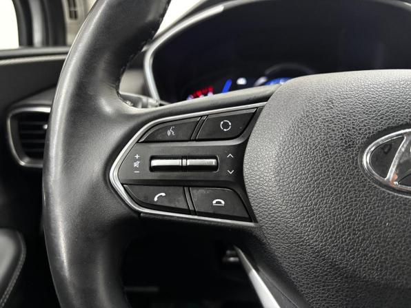 Hyundai Santa Fe IV с пробегом 2019 года, цена 3 150 000 рублей, 118804 км, внедорожник, Автокод Объявления