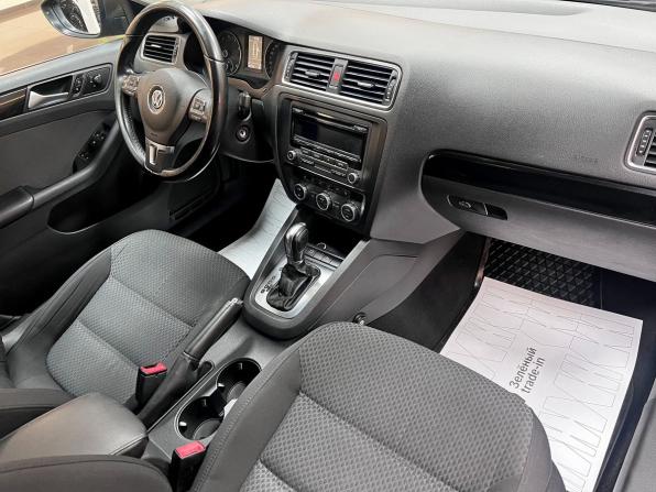 Volkswagen Jetta VI с пробегом 2012 года, цена 1 295 000 рублей, 141767 км, седан, Автокод Объявления