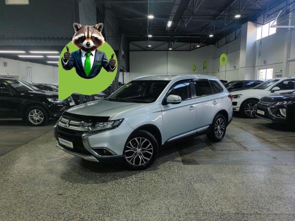 Mitsubishi Outlander III Рестайлинг 2 с пробегом 2017 года, цена 1 649 000 рублей, 152700 км, внедорожник, Автокод Объявления