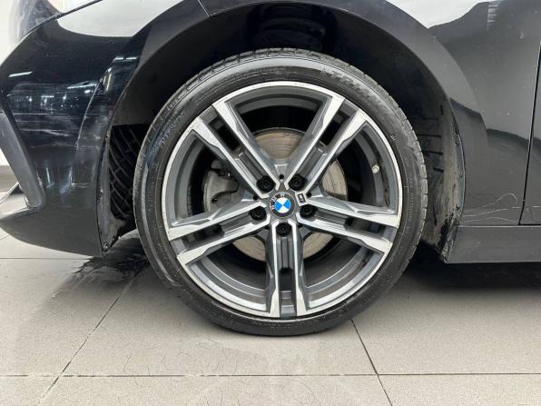 BMW 1 серии III (F40) с пробегом 2019 года, цена 1 938 000 рублей, 131424 км, хэтчбек, Автокод Объявления