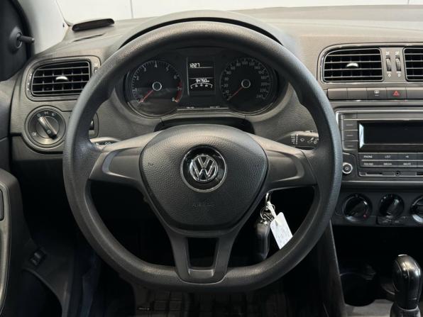 Volkswagen Polo V Рестайлинг с пробегом 2018 года, цена 1 270 000 рублей, 94699 км, седан, Автокод Объявления