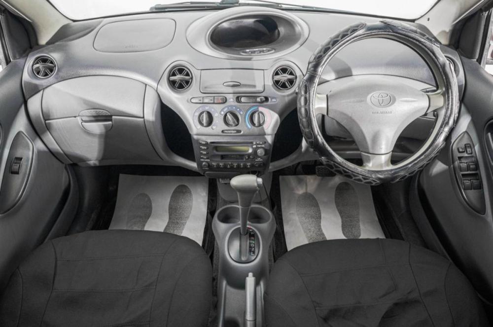 Toyota Vitz I (P10) Барнаул  - изображение 10
