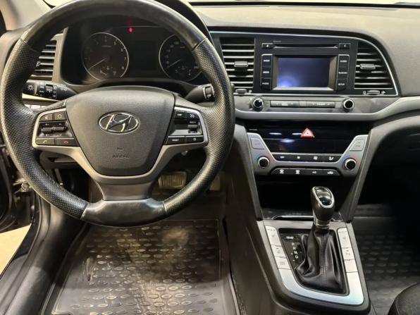 Hyundai Elantra VI (AD) с пробегом 2017 года, цена 1 429 000 рублей, 115000 км, седан, Автокод Объявления