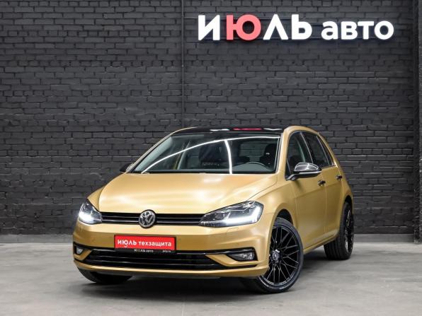 Volkswagen Golf VII Рестайлинг с пробегом 2018 года, цена 1 940 000 рублей, 109510 км, хэтчбек, Автокод Объявления