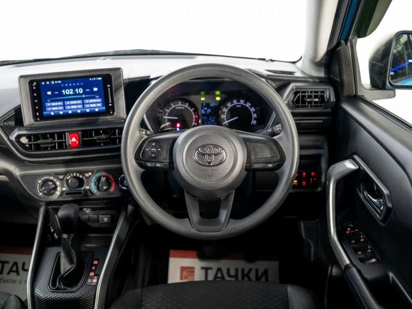 Toyota Raize I с пробегом 2020 года, цена 1 385 500 рублей, 57631 км, внедорожник, Автокод Объявления