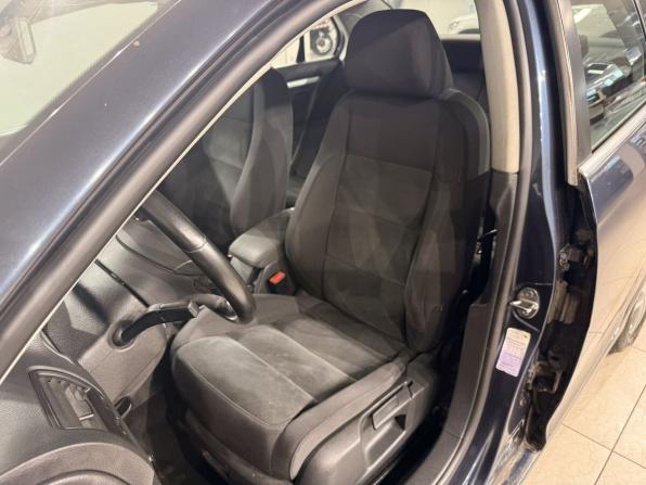Volkswagen Jetta V с пробегом 2010 года, цена 525 000 рублей, 312272 км, седан, Автокод Объявления