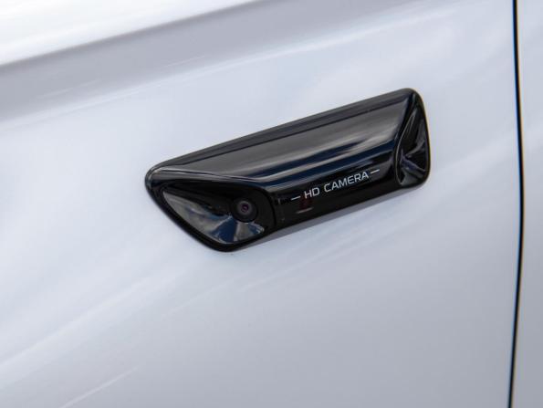 Geely Monjaro I Рестайлинг 2 с пробегом 2025 года, цена 3 878 000 рублей, 2312 км, внедорожник, Автокод Объявления