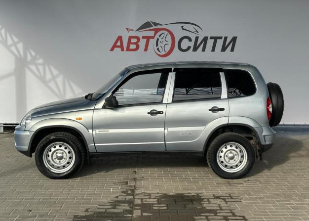 Chevrolet Niva I Рестайлинг с пробегом 2013 года, цена 550 000 рублей, 233736 км, внедорожник, Автокод Объявления